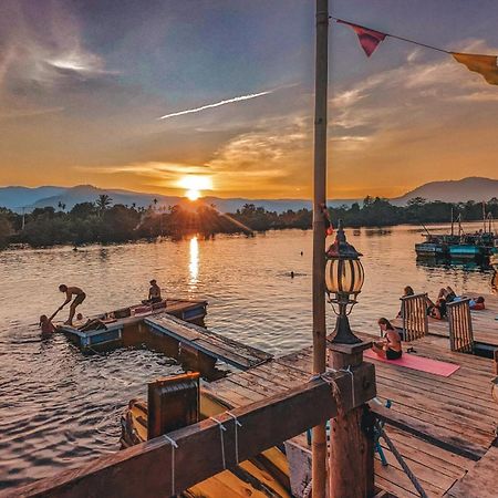 Yellow Sun Kampot Bagian luar foto